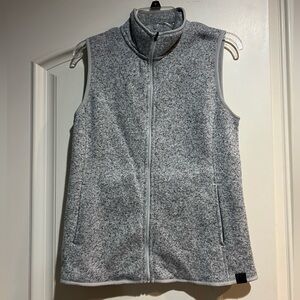 LL Bean Women’s Sweater Fleece Vest. EXCELLENT CONDITION.